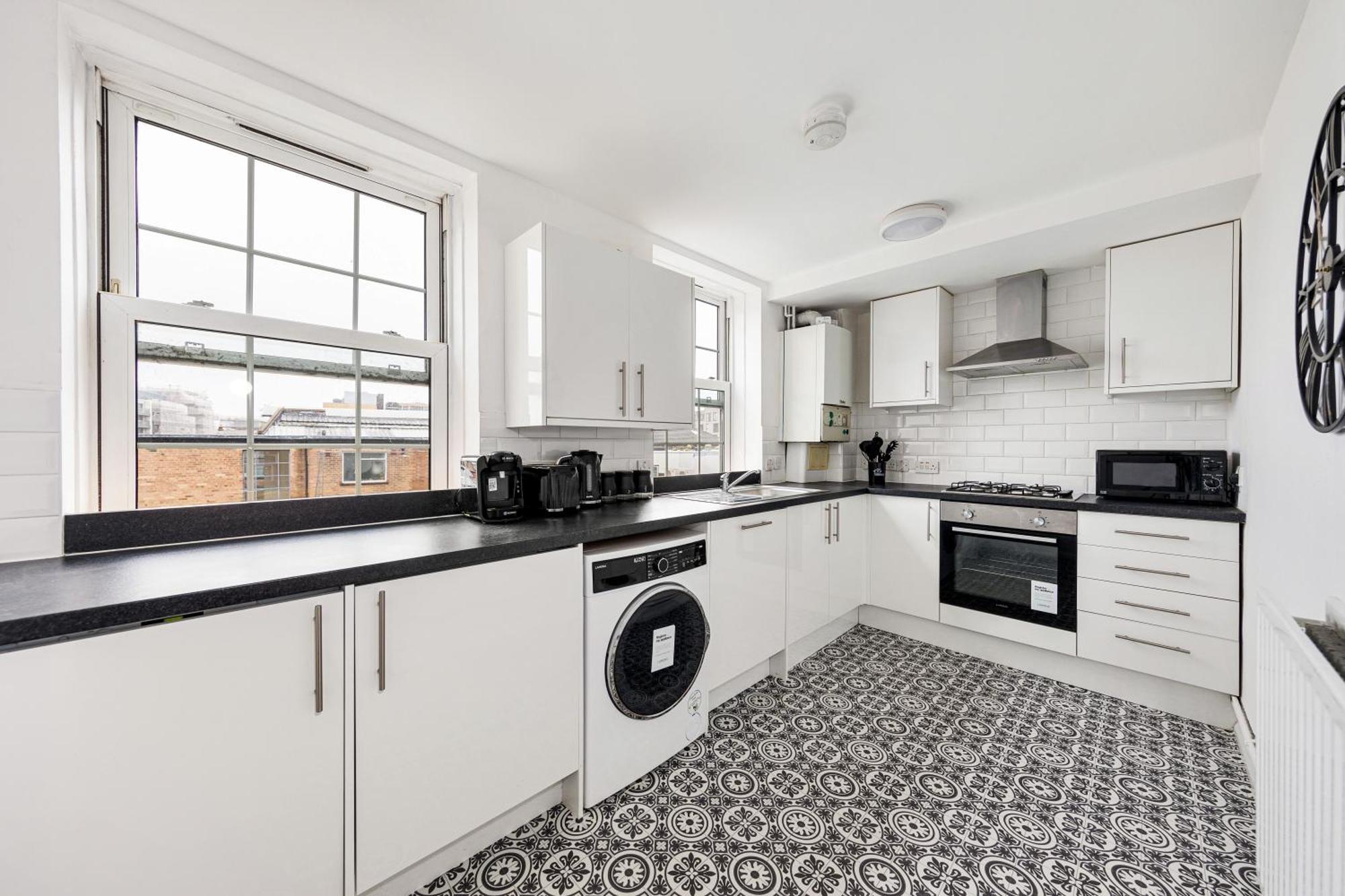 Sleek Shoreditch Hideout - 2 Bed Gem With Balcony In Central London Exterior photo